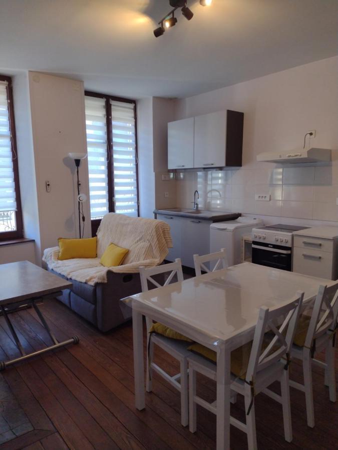 1er Etage Proche Des Termes